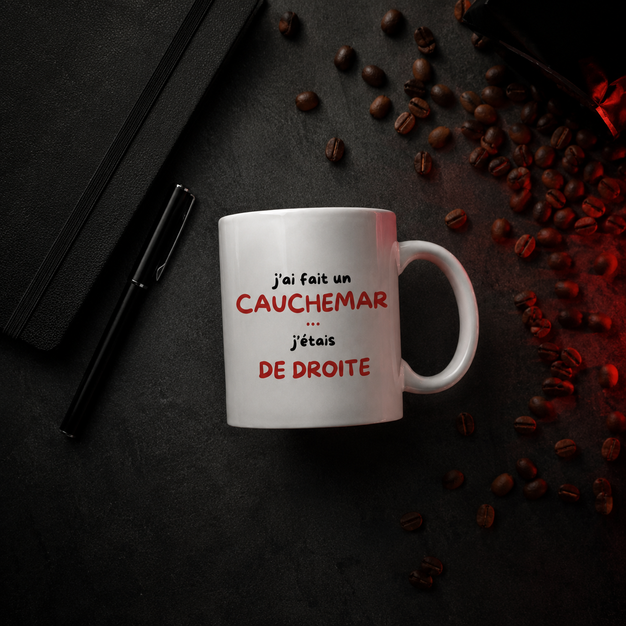Tasse Antifa Wear flat lay grains de café